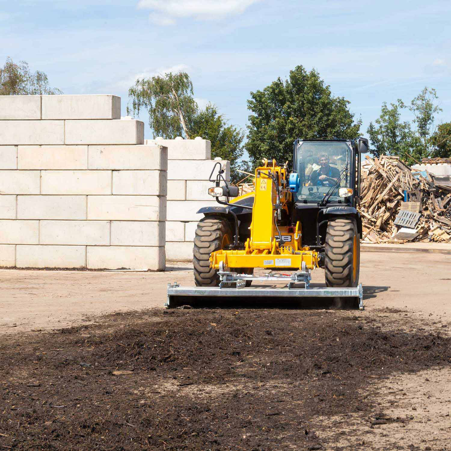 Kehrbesen »Löwe« mit Anfahrtsrollen – Bild 7